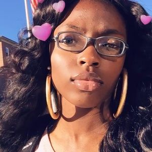 Meet your Posher, Rose